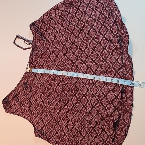 Seven Sisters XL Womens Geometric Print One-Shoulder Top Rust NWT - Picture 9 of 10